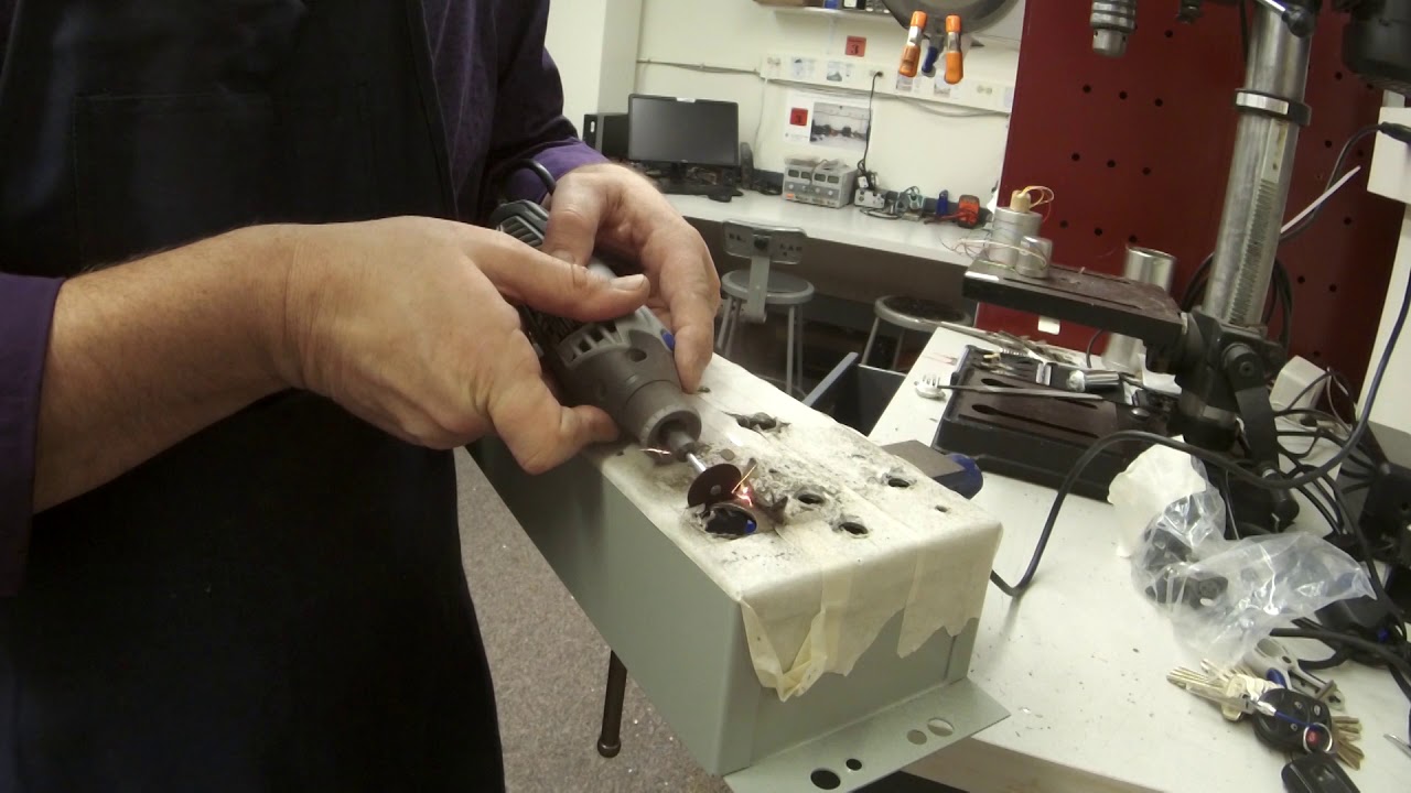 LA2A Chassis Machining 2: Cutting Rectangular Holes