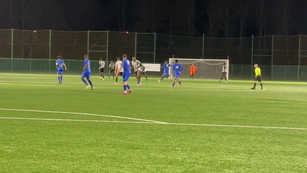 Football Régional 1 : Aulnay-sous-Bois - Saint-Denis 1 à 2