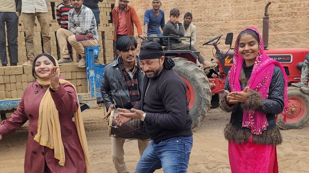 bhura ki dholak पर गया आंसू बच्चन ने खतरनाक गाना सुनकर भट्टे वाले भी हैरान रह गए | Bollywood gana