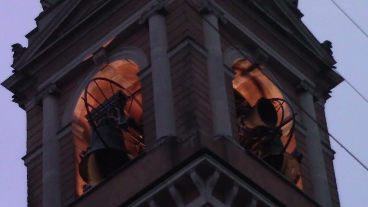 Le campane di Soresina (CR) - Chiesa Parrocchiale di S. Siro (1) . video 666