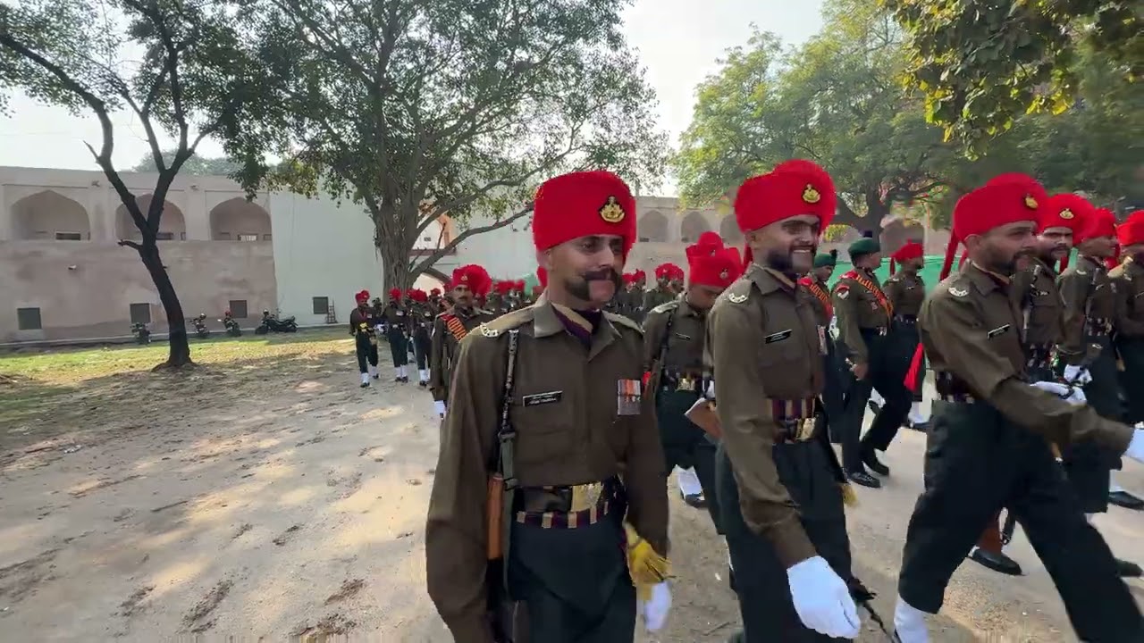 ये कौनसी आर्मी है कैमेंट करे और बताये 