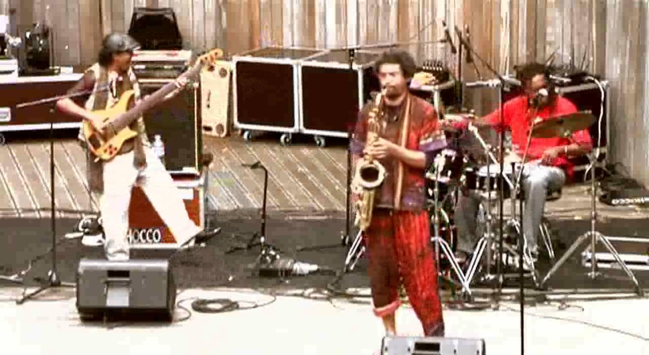 Social Fusion - « Ratsimba Adimejiora »