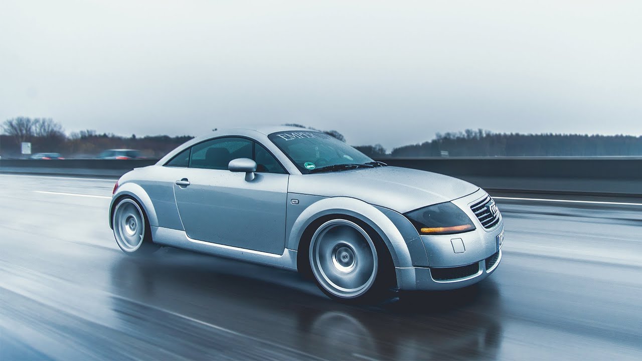 Audi TT 1.8T Rainy - ROLLING SHOT - 4K