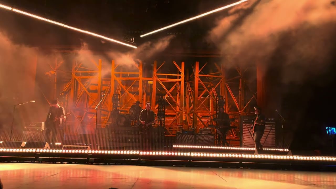División Minúscula- Astro (Y Que El Mundo Espere) (Auditorio Nacional)