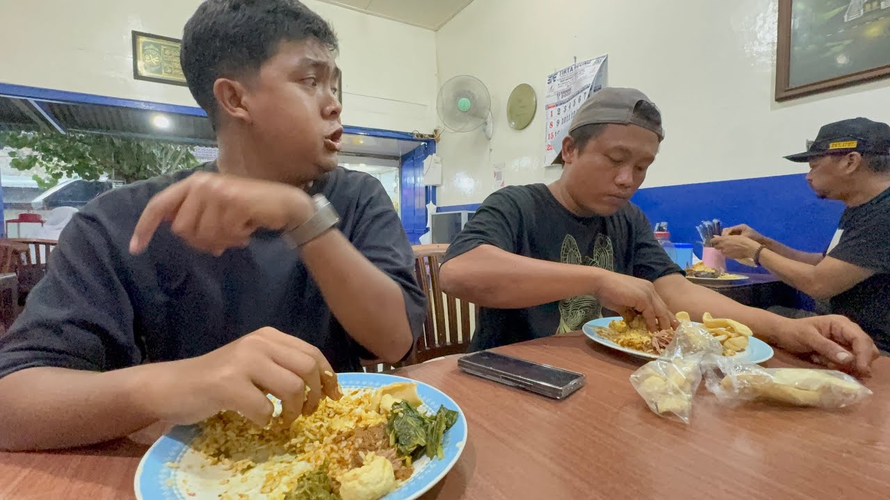 AJAK KETUA SKC DAN ROMBONGAN MAKAN NASI PADANG SAYO TERENAK DI CEPU DULU GUYS ! 😍🔥❤️🤤✅️