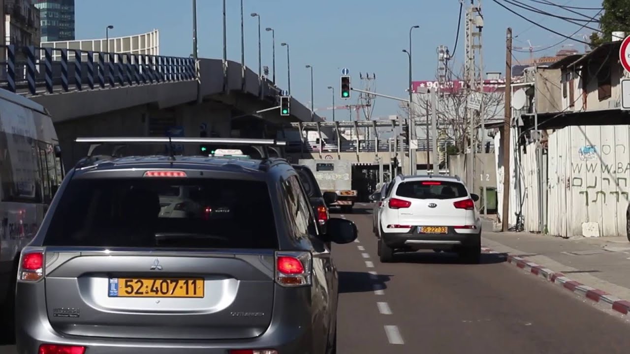 Driving from Ramallah to Tel Aviv