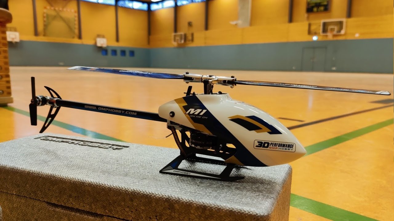 OMP HOBBY M1 EVO Indoor flight | Robin Lipke