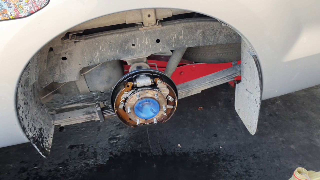 เปลี่ยนเบรคหน้า เบรคหลัง ISUZU V-CROSS 2.5