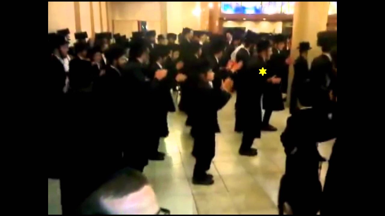 Jew 420Swag dancing
