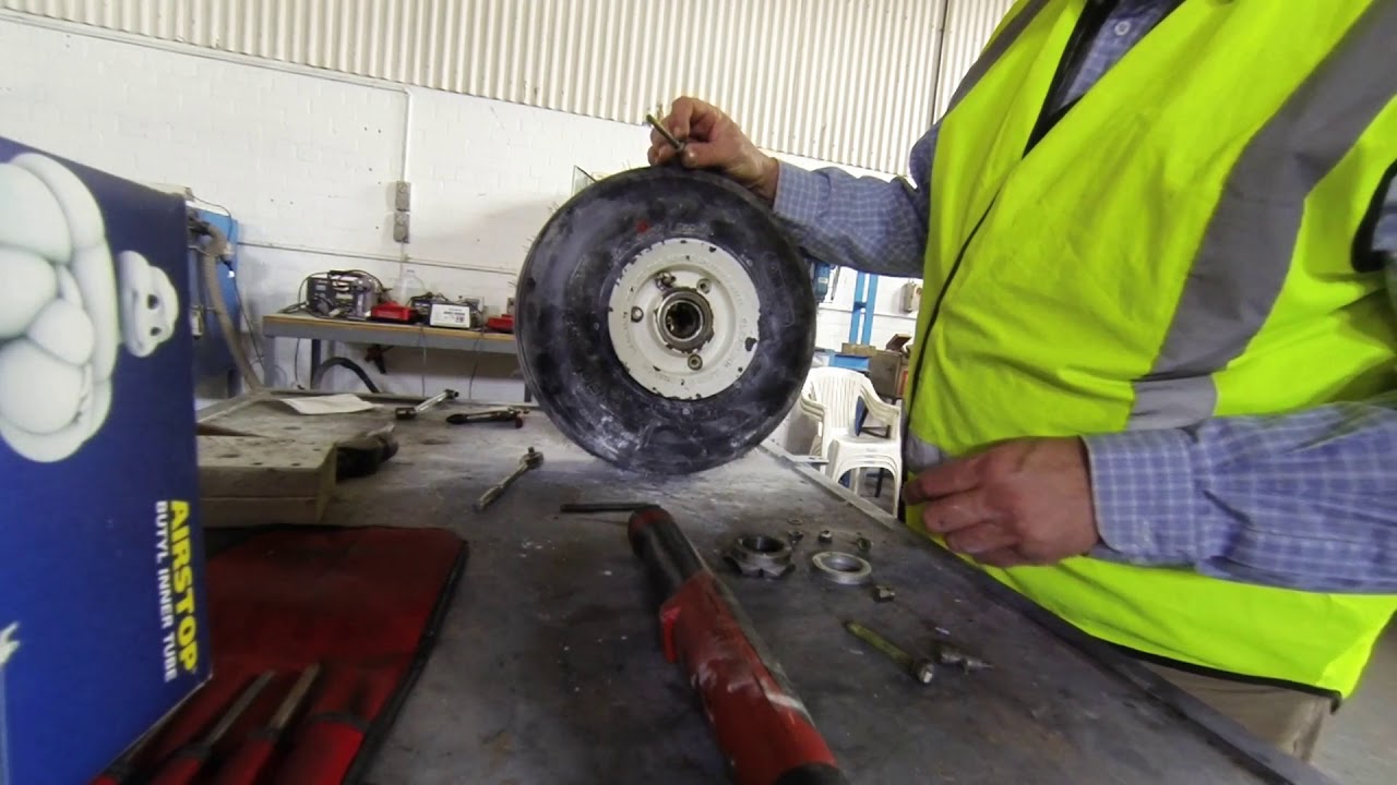 Changing Plane Tires & Tubes Ep.14