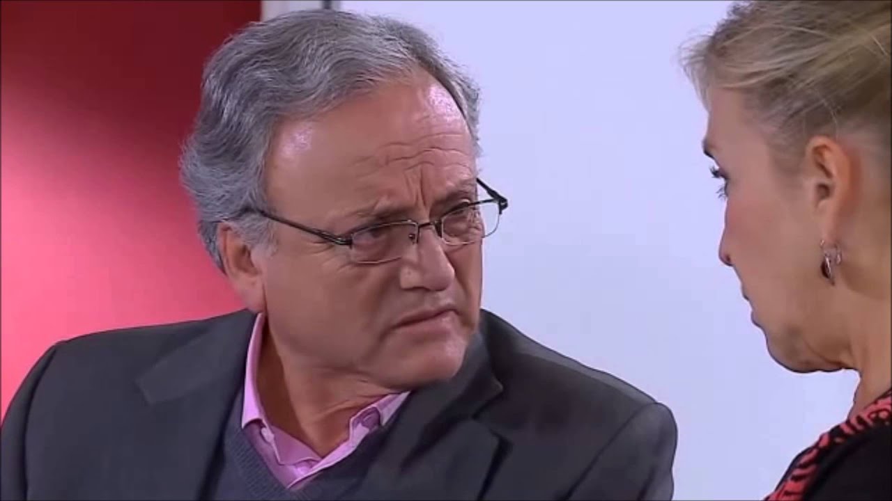 Solamente Julia TVN - Julia cachetea a Beatriz