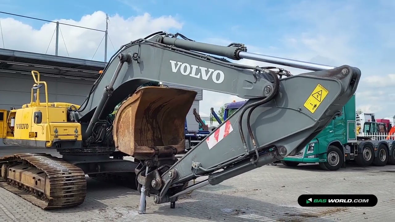 70209240 Volvo EC240 C L