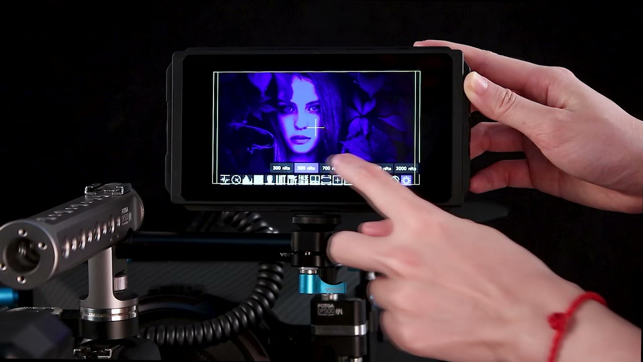 Quick operation with Fotga Ultra bright C50 monitor