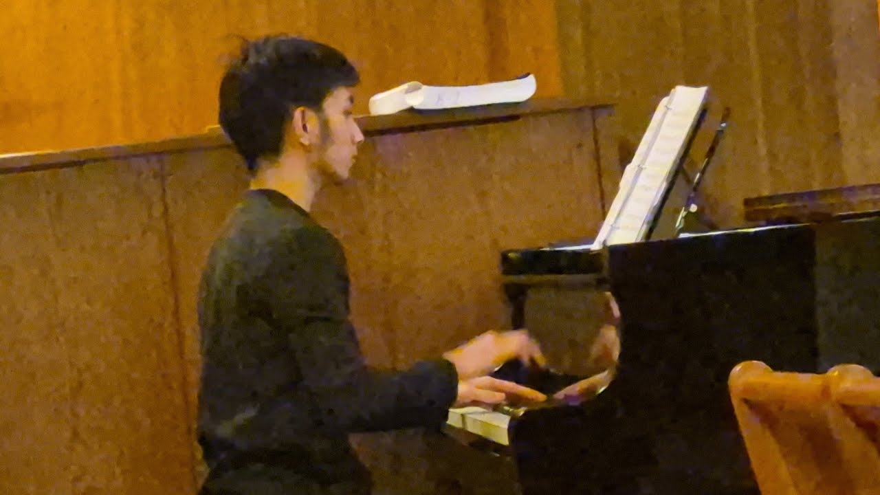 Yo Te lo Oftezco Flor y Canto [I Offer to God]
