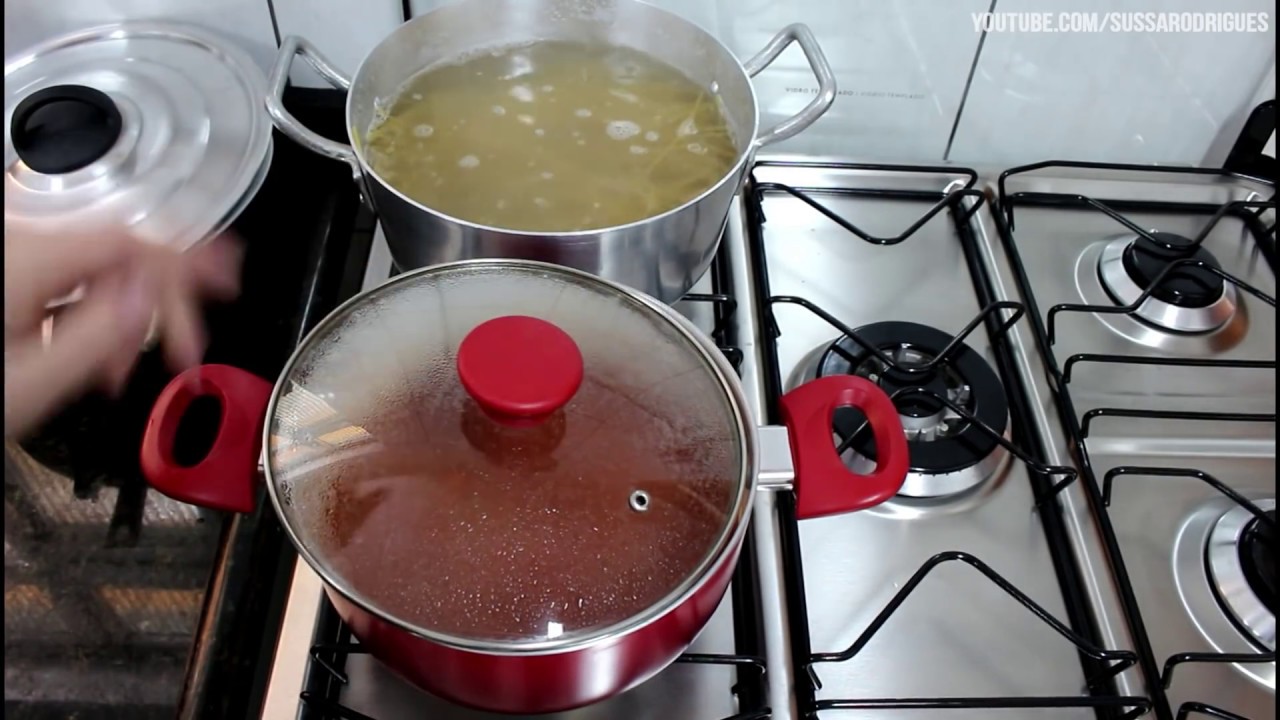MEU ALMOÇO MACARRONADA COM FRANGO ASSADO