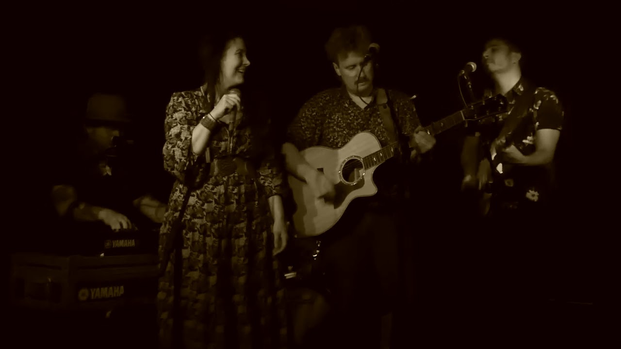 The Hello Darlins - Still Waters