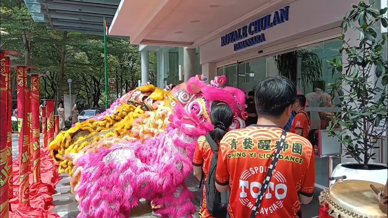 CNY2026- Lion Dance @ Royal Chulan Damansara by 馬來西亞青藝醒獅團 Malaysia Ching Yi Lion Dance