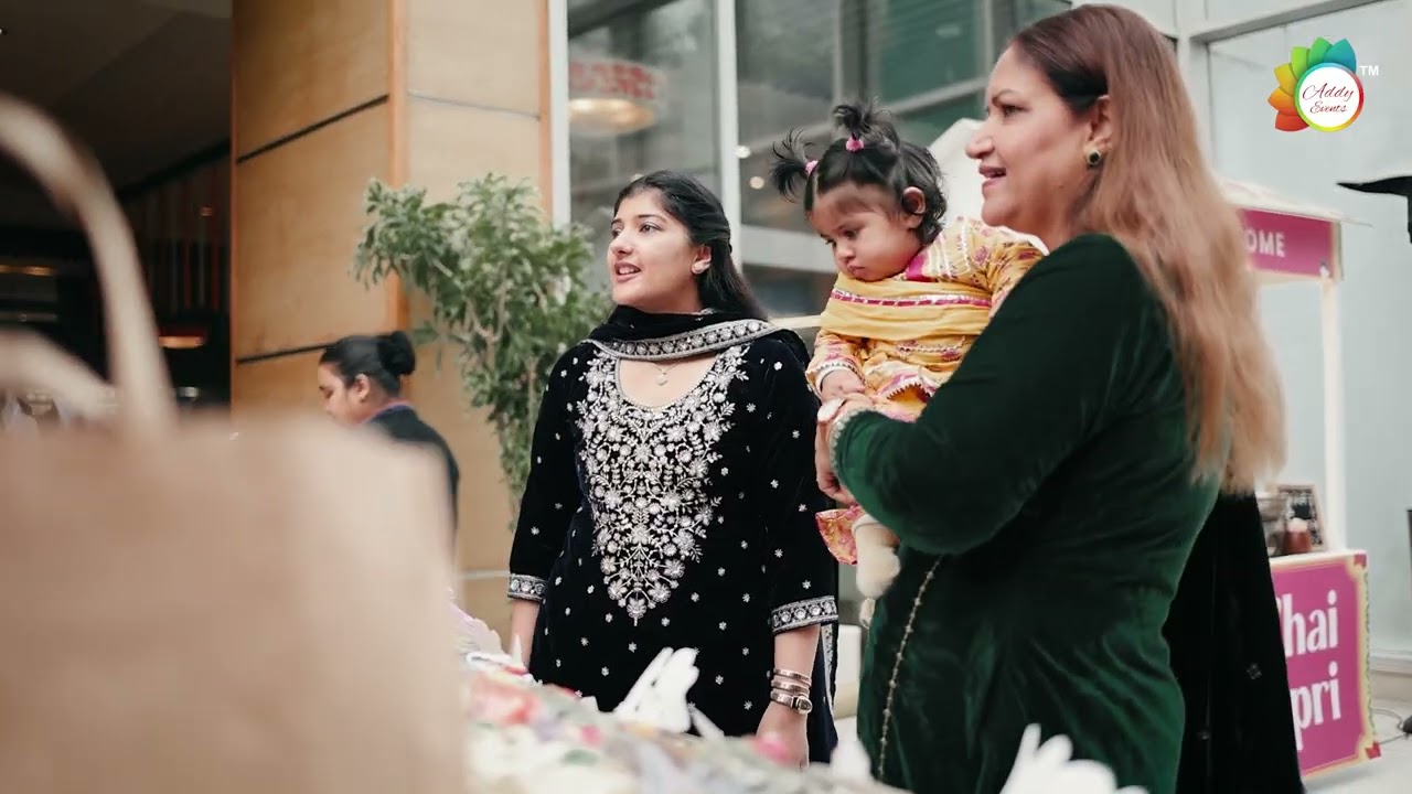 Lohri Festival 2025 | Bonfire Celebrations, Punjabi Folk Dance & Festive Highlights