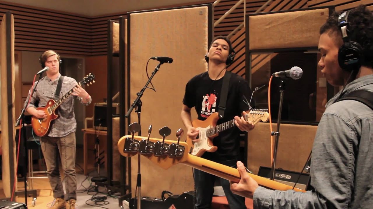 Retro Stefson - Senseni (Live on KEXP)