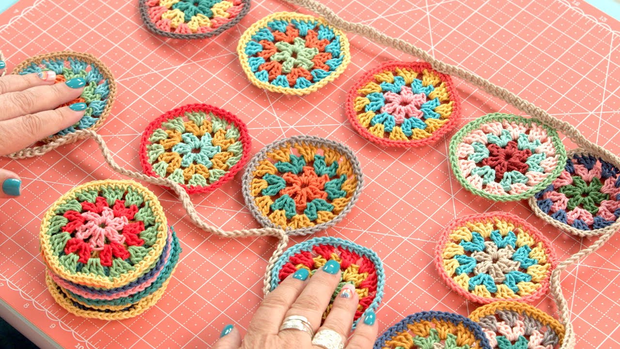 Crochet Bunting (Lori Holt's Chunky Thread Tutorial Series)