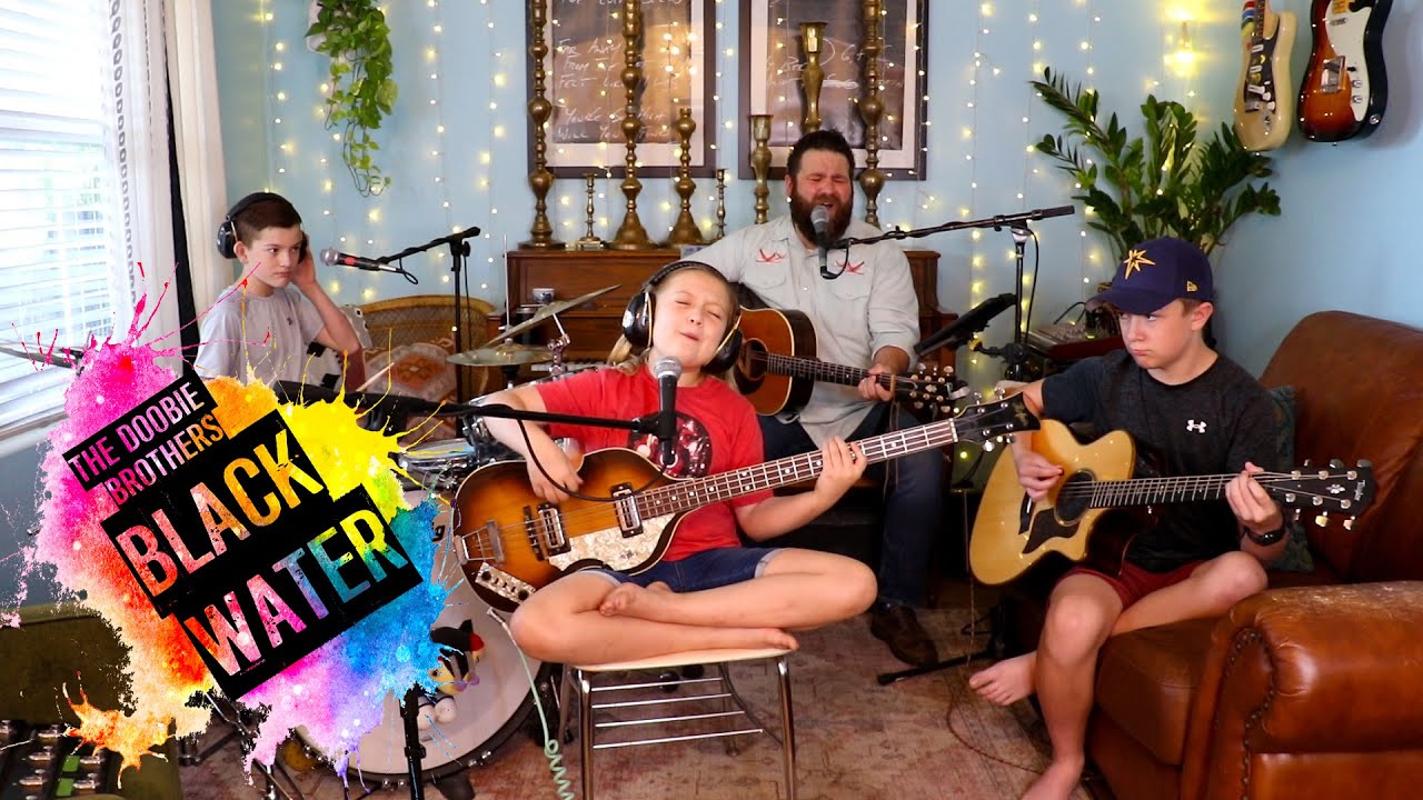 Colt Clark and the Quarantine Kids play 