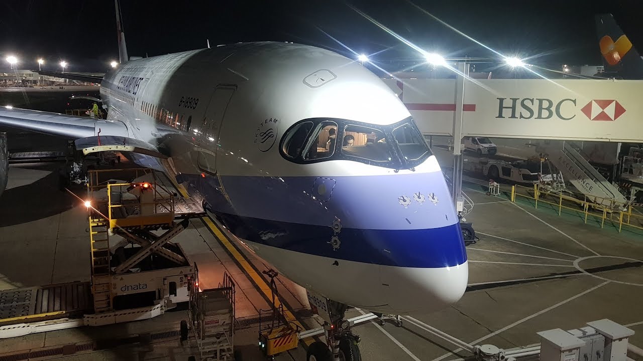 飛行記錄20181212【倫敦蓋威克→桃園】中華航空 CI-70 空中巴士A350-900XWB 商務艙