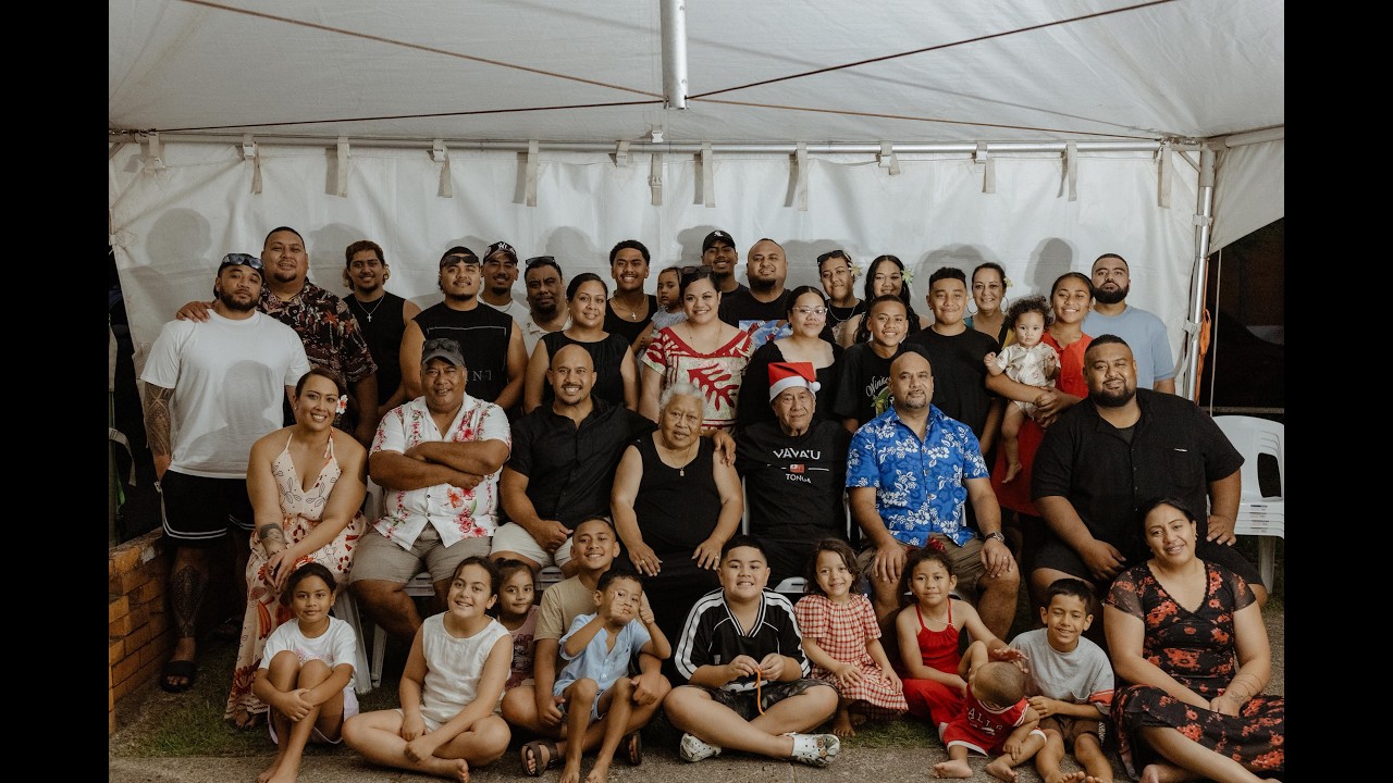 Tuli/ Moa Family 2025 Christmas