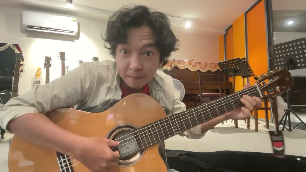 Guitar Admira virtuoso thùng mỏng ( 10.900k ) - 0936239138 Zalo 