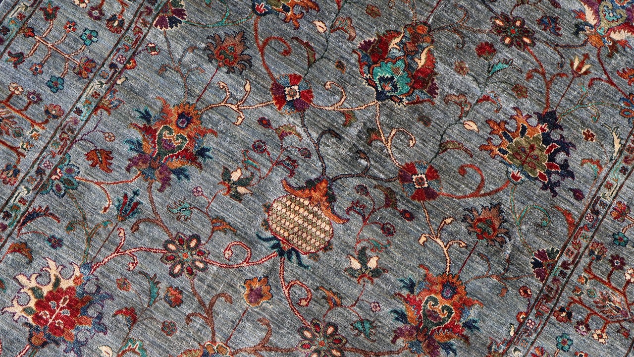 Sultan Abadi Persian – Charcoal Gray Hand-Knotted Rug (Approx. 6×8)