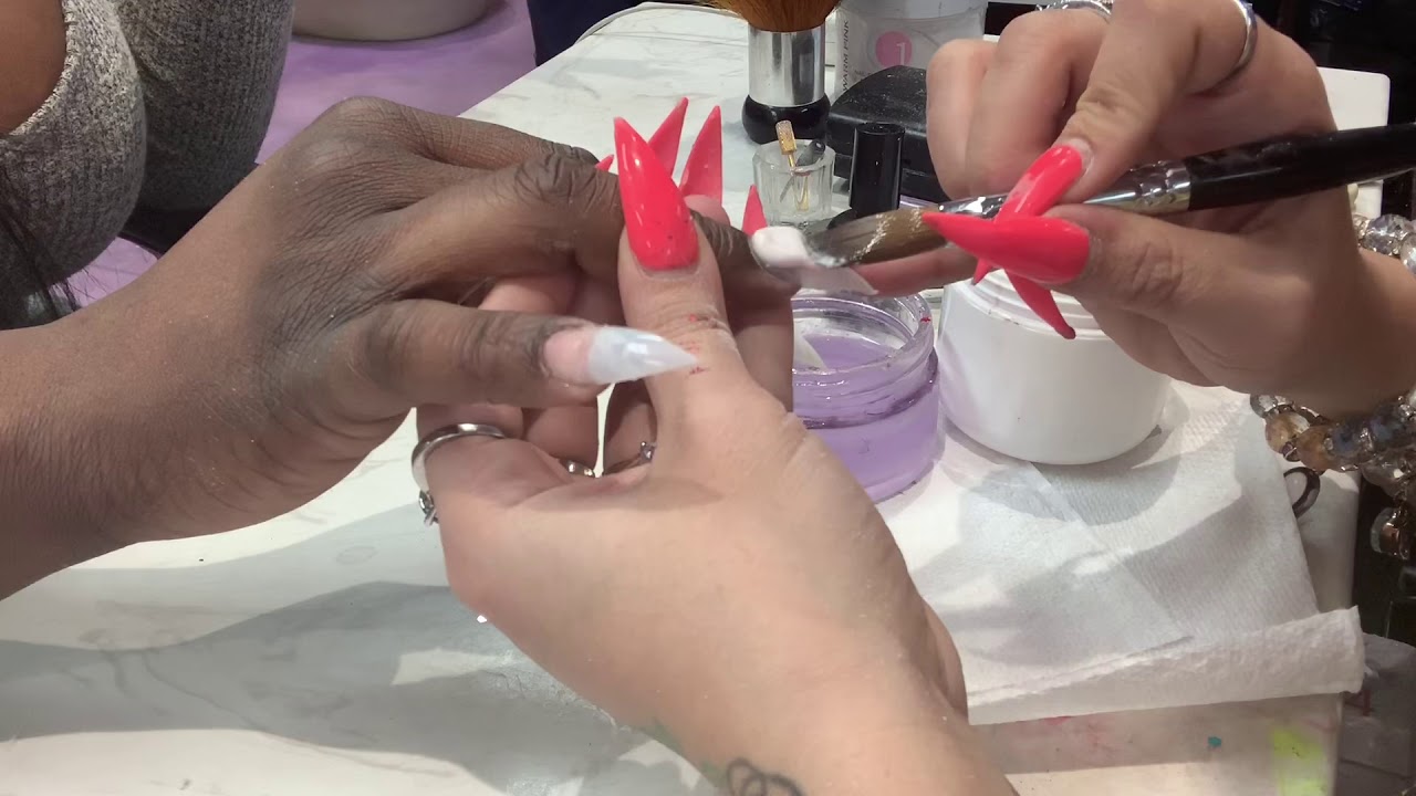 Valentine’s Day Nails Tutorial with LovelyMimi