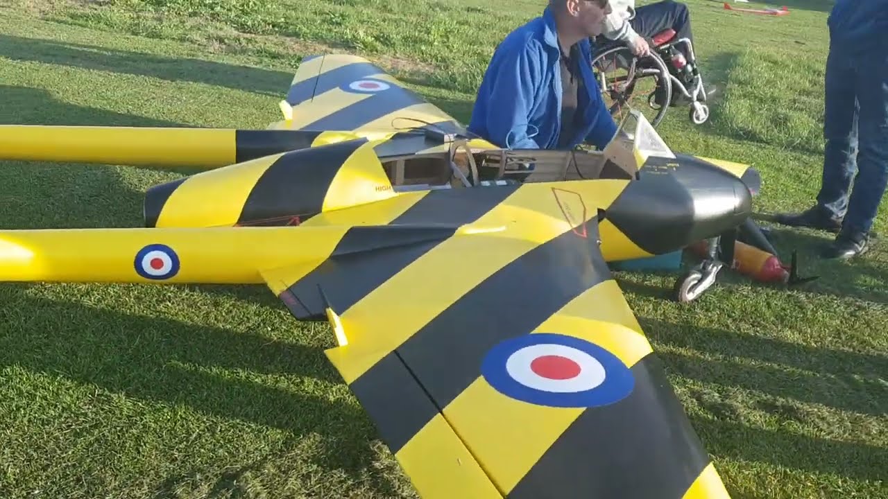 Giant rc vampire. Turbine cut out final approach 🫣