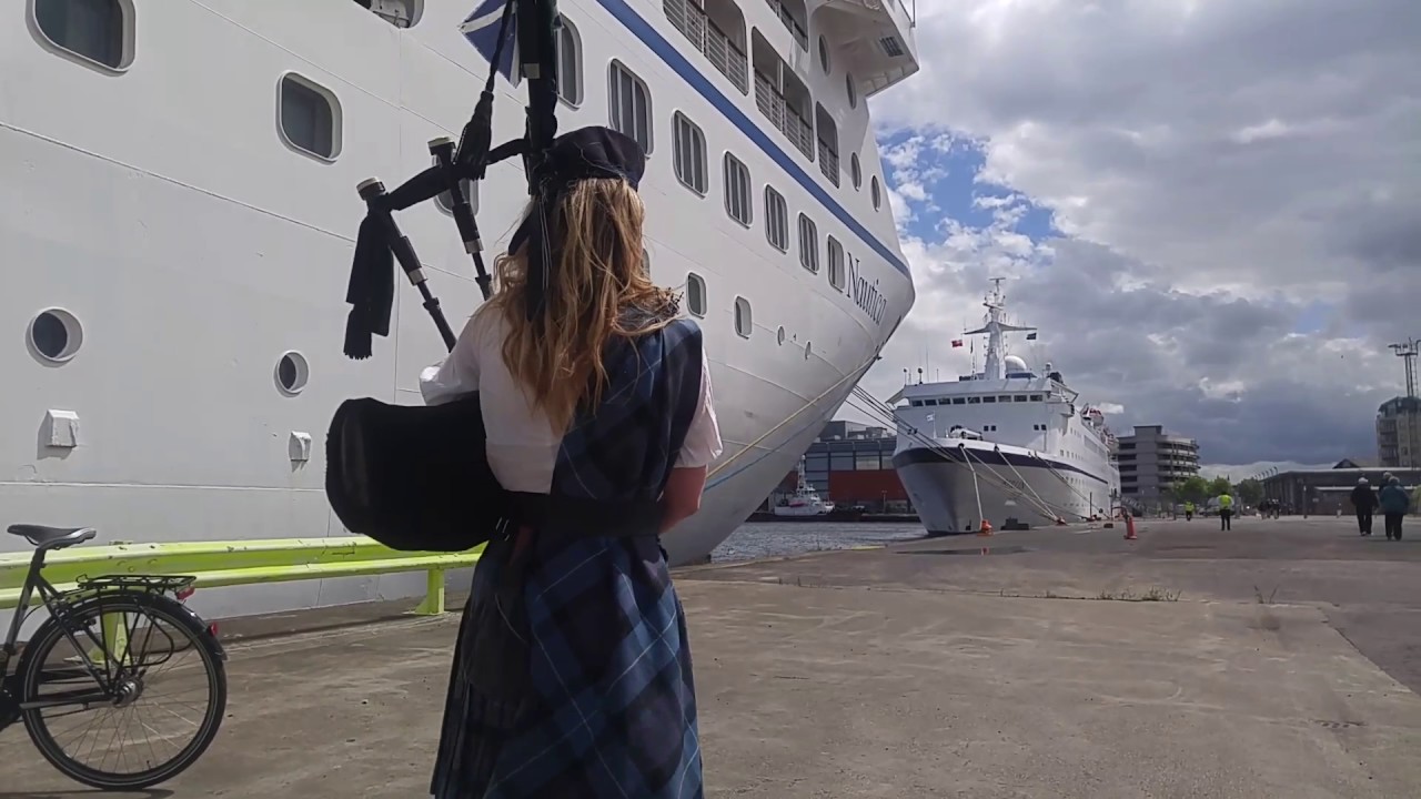Bagpipe medley by Louise Marshall