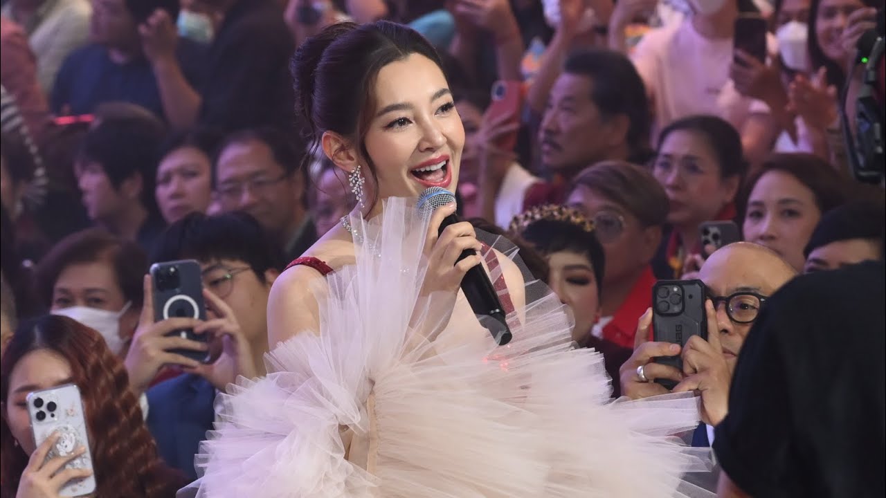 [4K ร้องสด] ข้ามเวลา - เบลล่า ราณี ในงานเปิดตัว ห้าง #เซ็นทรัลนครสวรรค์