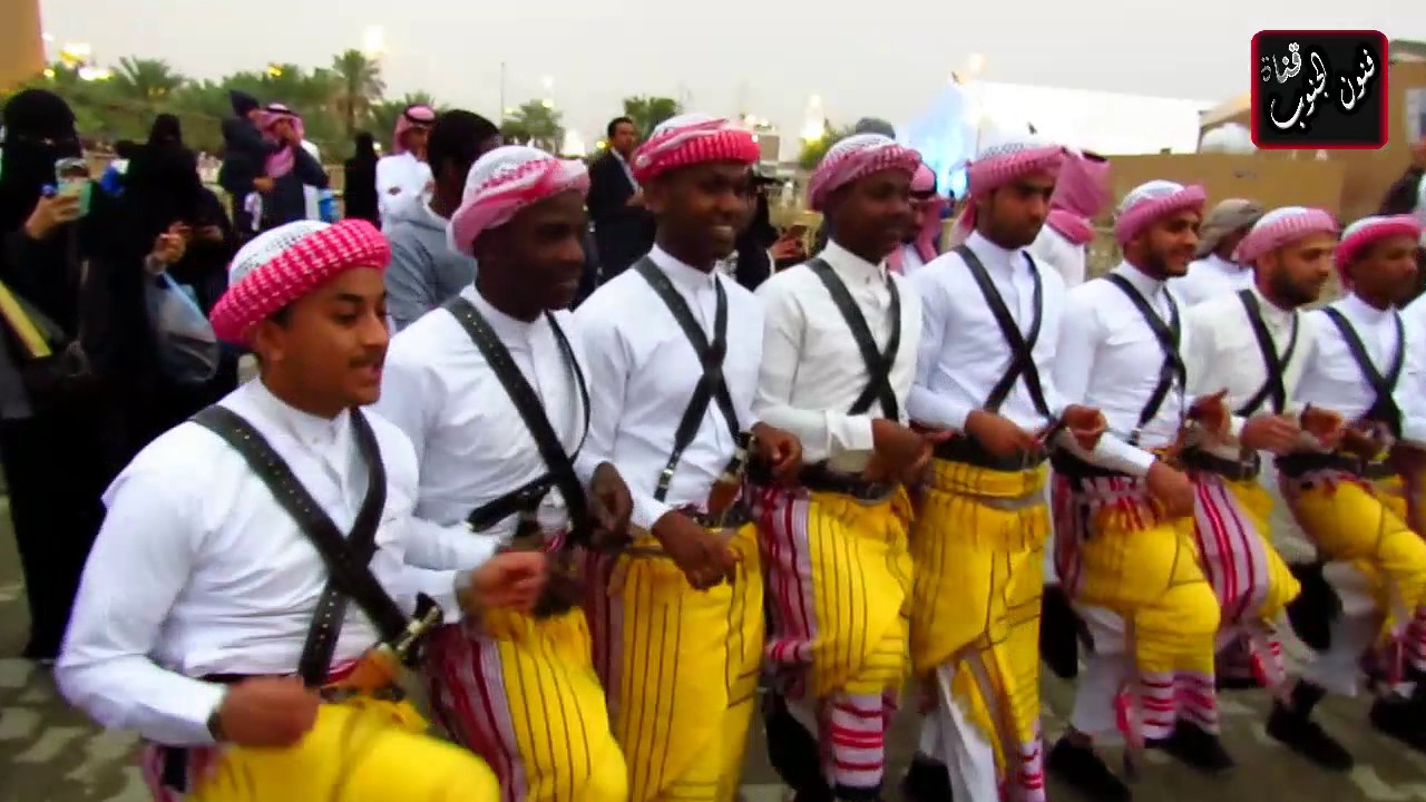 مشاركة فرقة جازان الجنادرية 1438 مقابل مقر القناة الثقافية  عدسة موسى الشهري