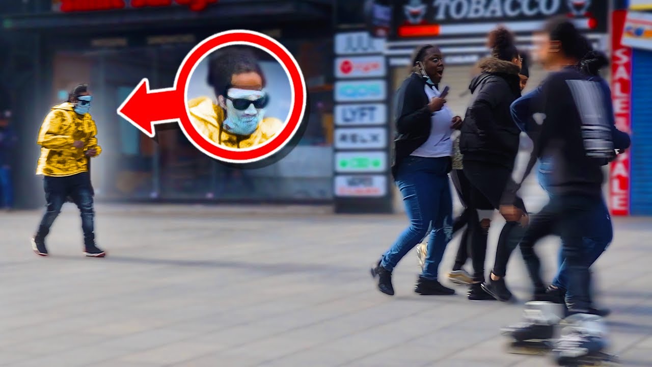 Scaring People Prank *BLIND FOLDED*