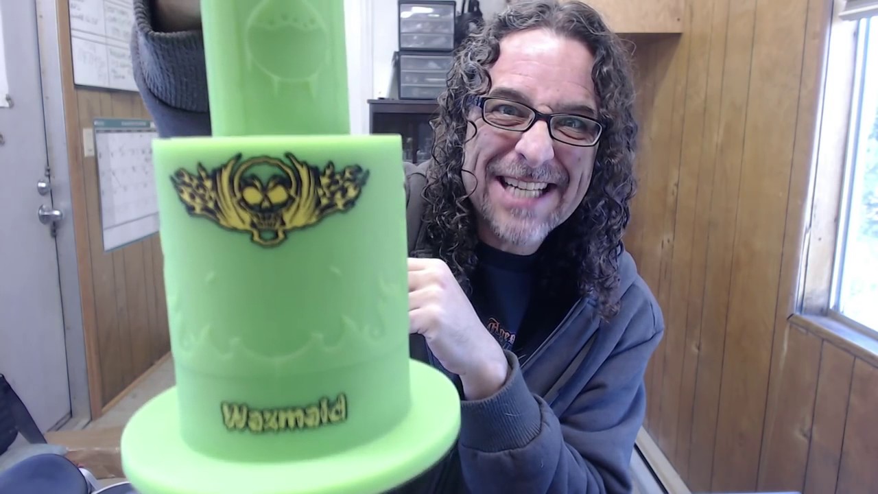 What is unbreakable waxmaid silicone bong water pipe