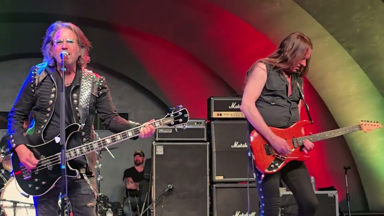 Winger- 