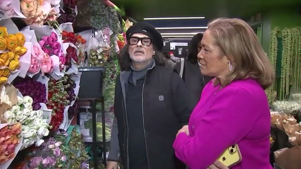 Behind the scenes of Valentine's Day prep at NYC's flower district