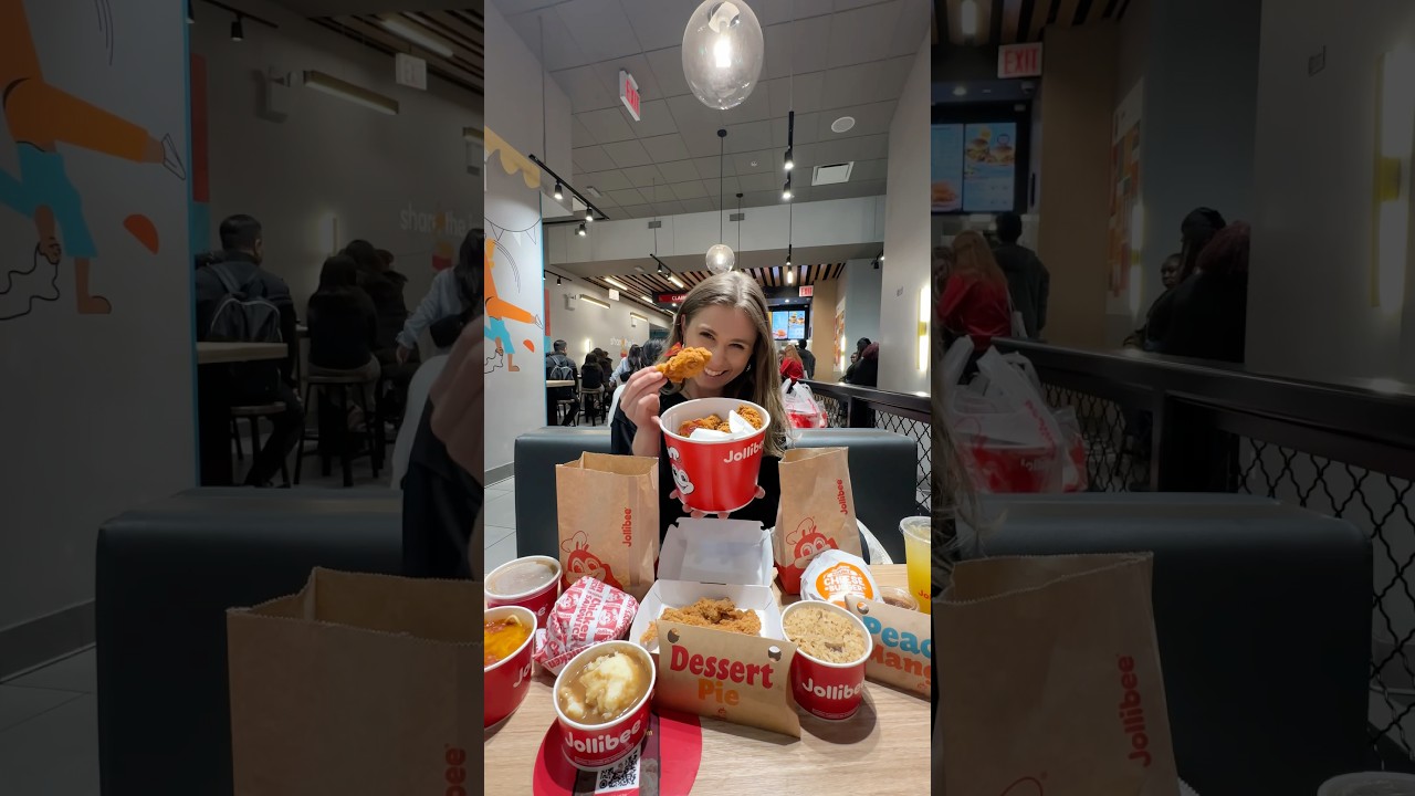 Мы съели всё, что было в меню в Jollibee на Таймс-сквер