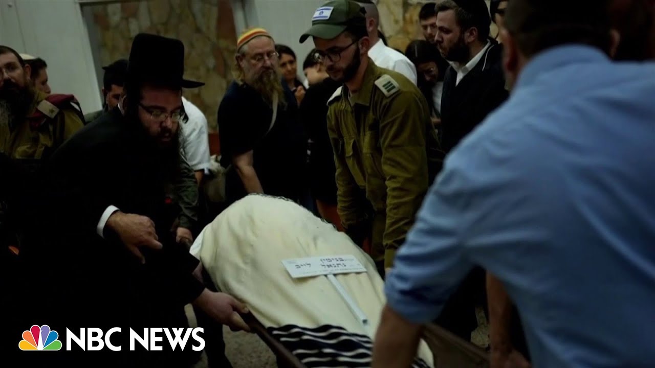 Israelis come together to mourn the lives of lone soldiers 