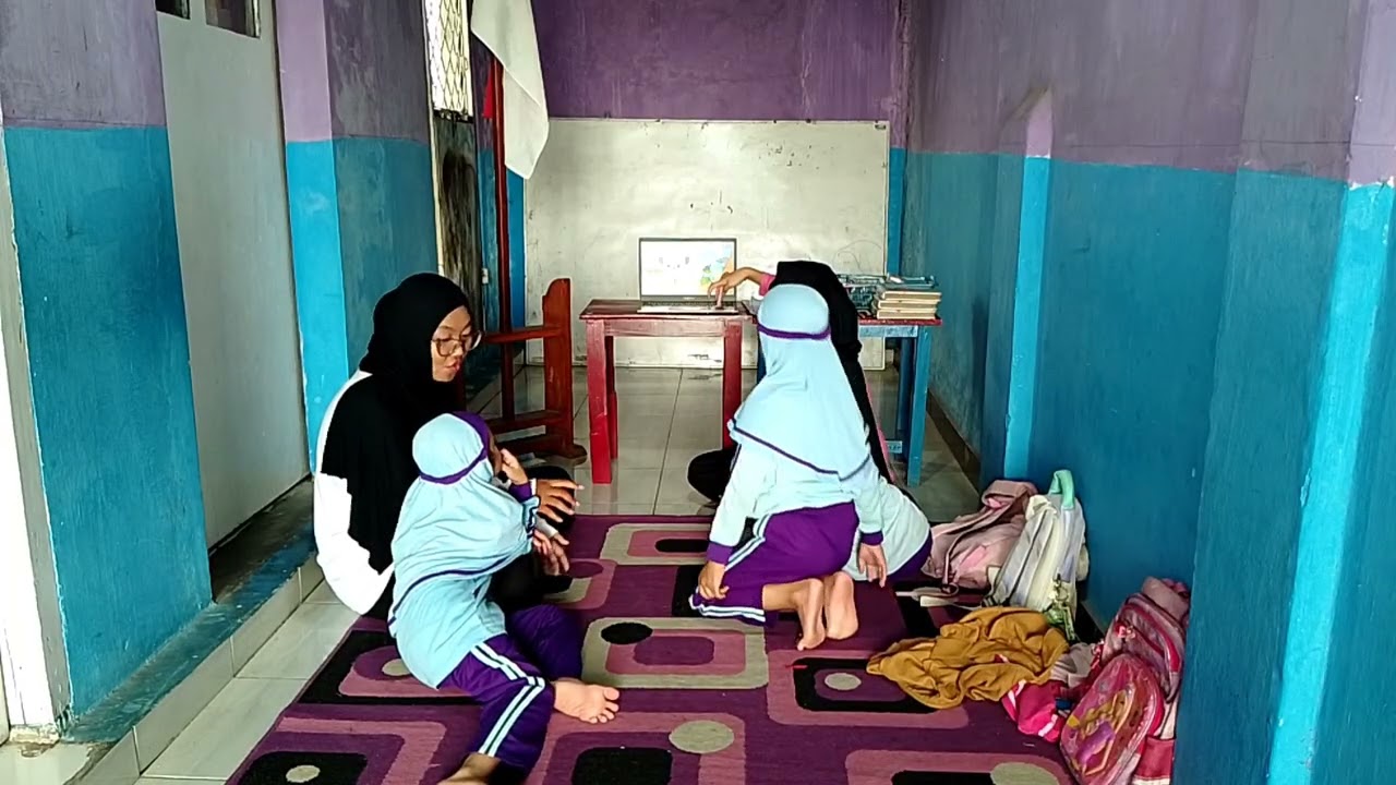 Praktik Pembelajaran Peertaeching Keterampilan Bertanya (Dasar,Lanjut) | Pembelajaran Hewan Domba 