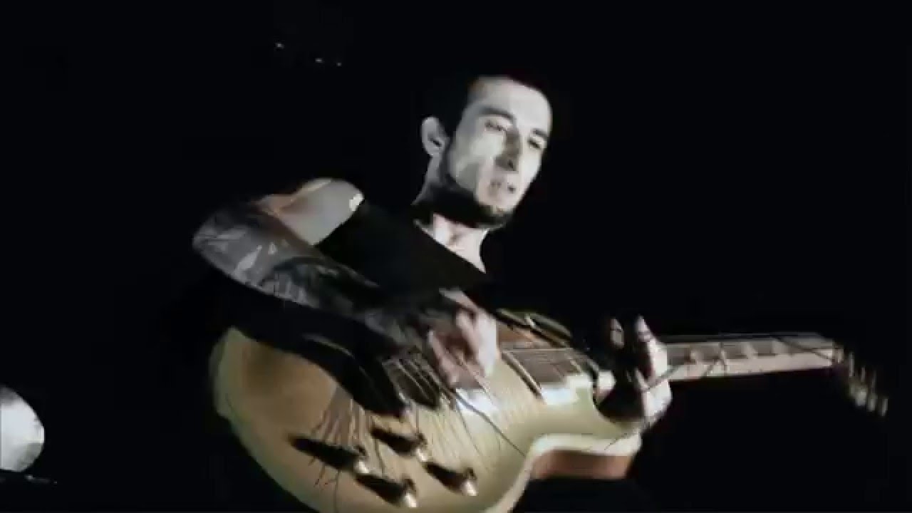 IZATEFALTSUA - Irensten - Oficial HD (Luis Vil - ek zuzenduta)