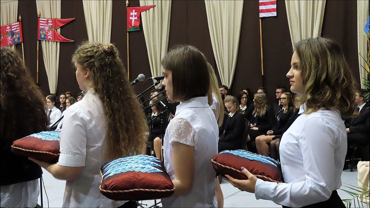 SZALAGAVATÓ a BAJAI Szent László ÁMK-ban