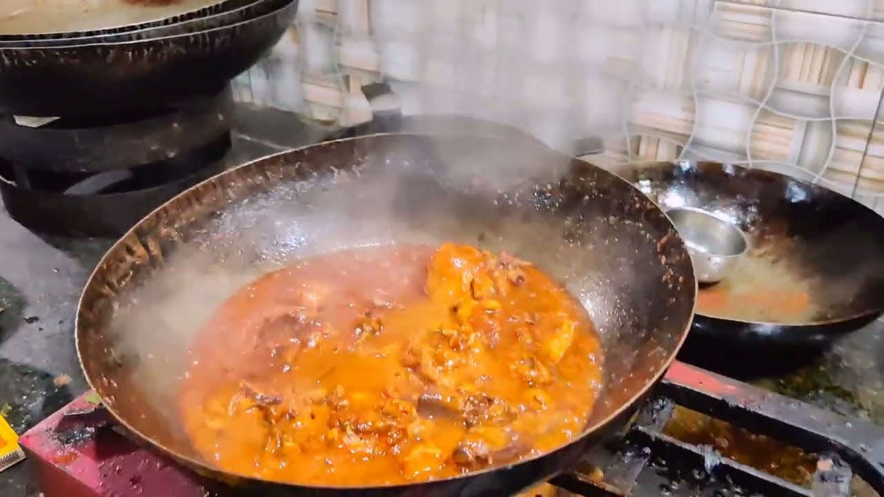 Peshawar Ka Mashhur Chicken Kadai Namak Mandi 