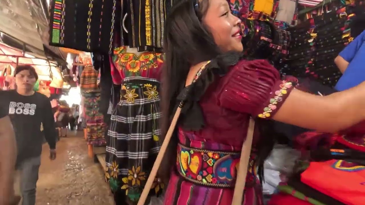 The Most Beautiful Town You've Never Heard Of, en Guatemala🙀.