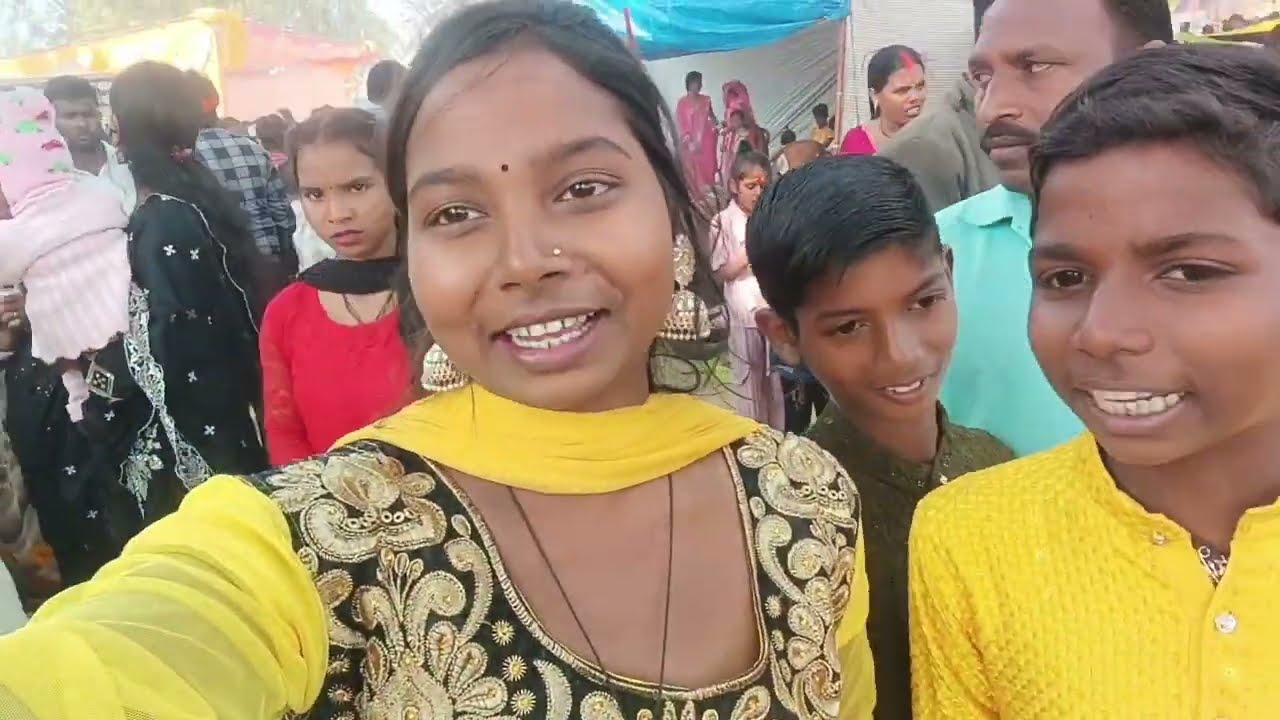 हमारे साथ वीडियो में लास्ट तक बने रहिए मजा आने वाला है #viralvideo @Anitagorakhpuriya01-w2u 