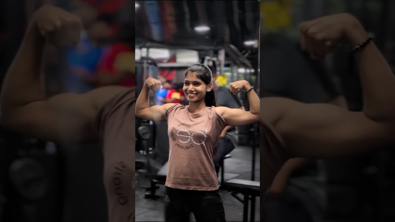 Indian female bodybuilder  @ Anamika. 17yrs.