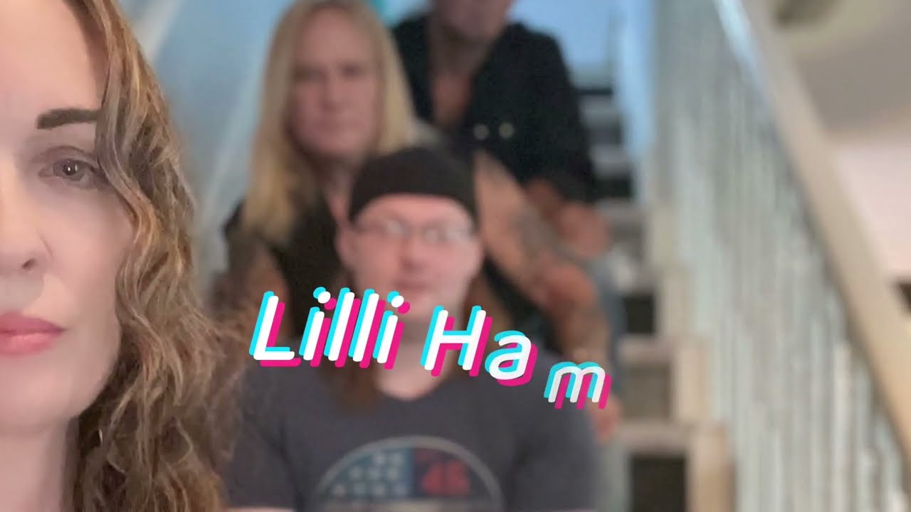 LilliHammer on UK Independent _ as Featured Artist