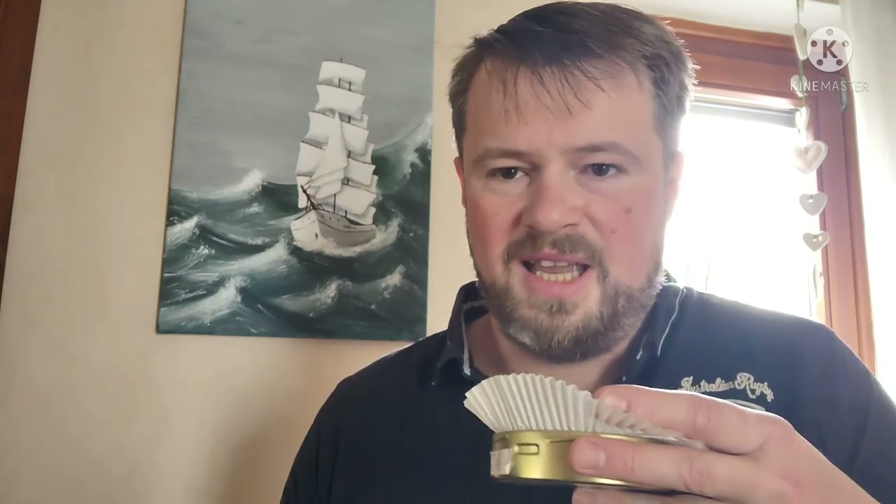 Tabak Review Robert McConnell Black & Gold