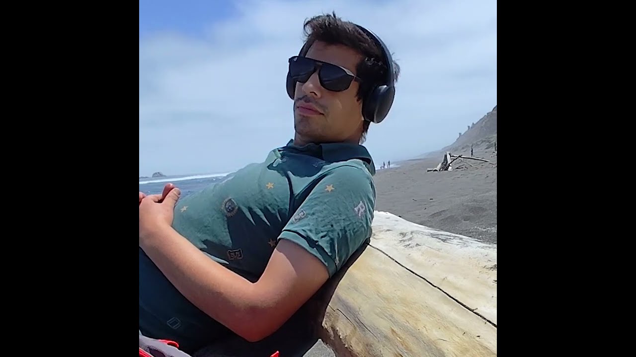 SALUDO AL CIELO - SalvaKOF (Video Oficial) | Una melodía desde la Caleta 🌈🏔️  [Planeta Copihue 🌎🥀] 